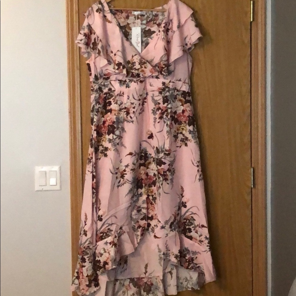 V Neck Floral Print Ruffle Dress